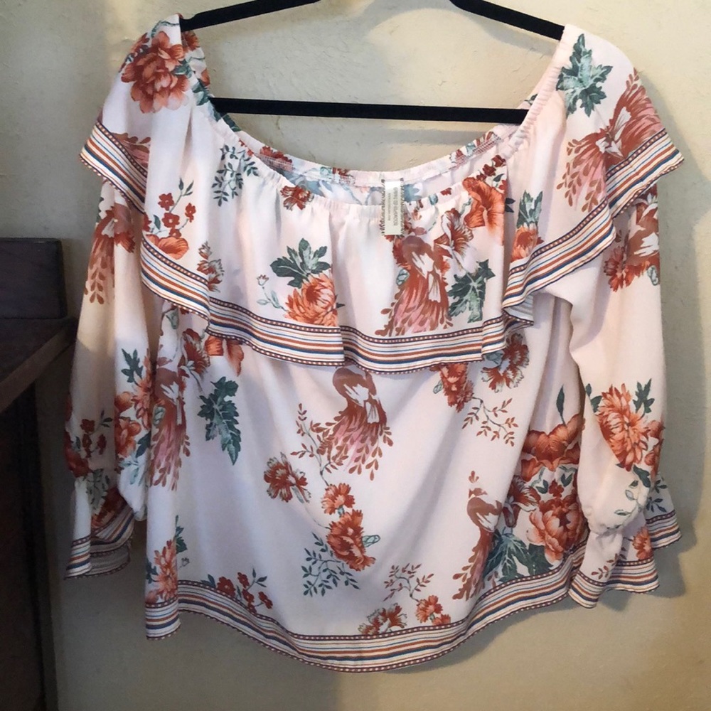 Off shoulder 3/4 length top